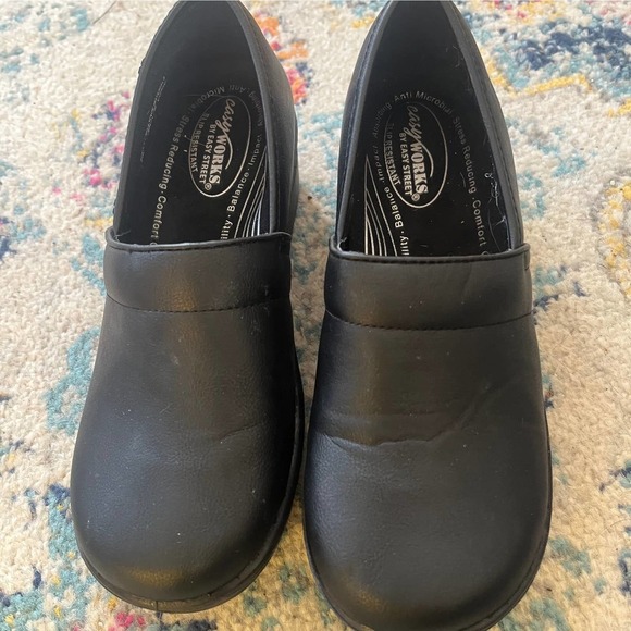Easy Works by Easy Street Clogs Size 8W - Picture 1 of 3